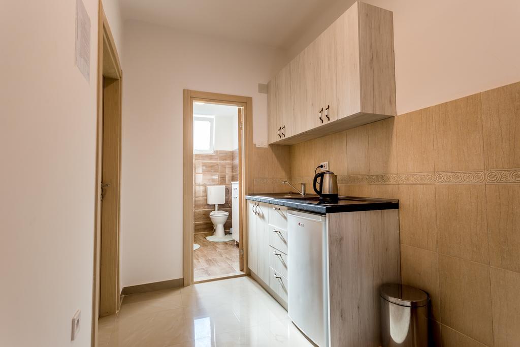 Apartments Belani Херцег Нови Екстериор снимка